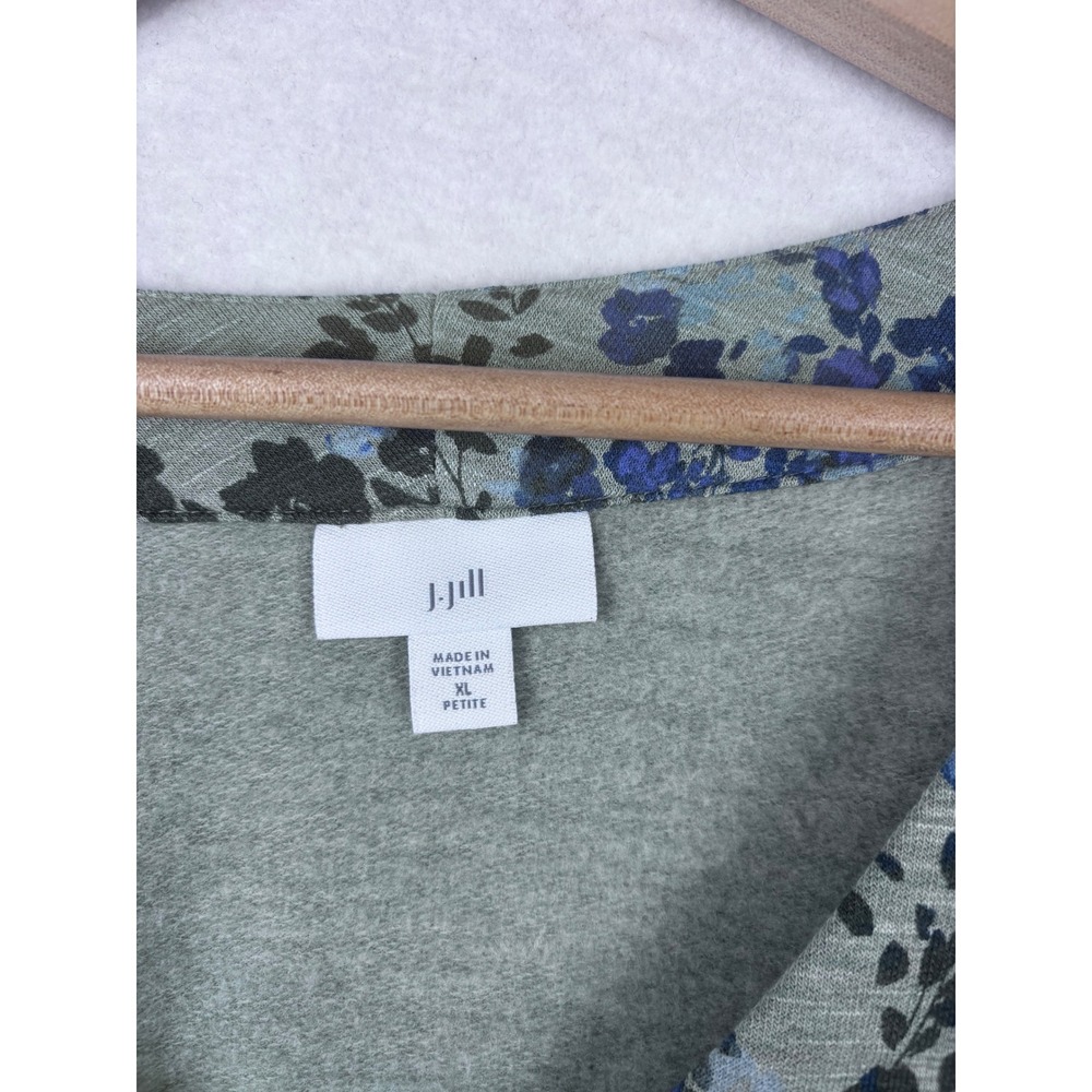 J. Jill Floral Henley Top Size XL Petite Blue Gray Long Sleeve Stretch Knit Norm - Picture 2 of 7
